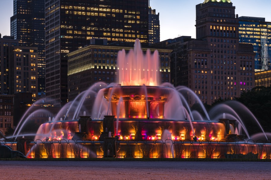 Buckingham Fountain by Paul Kestel