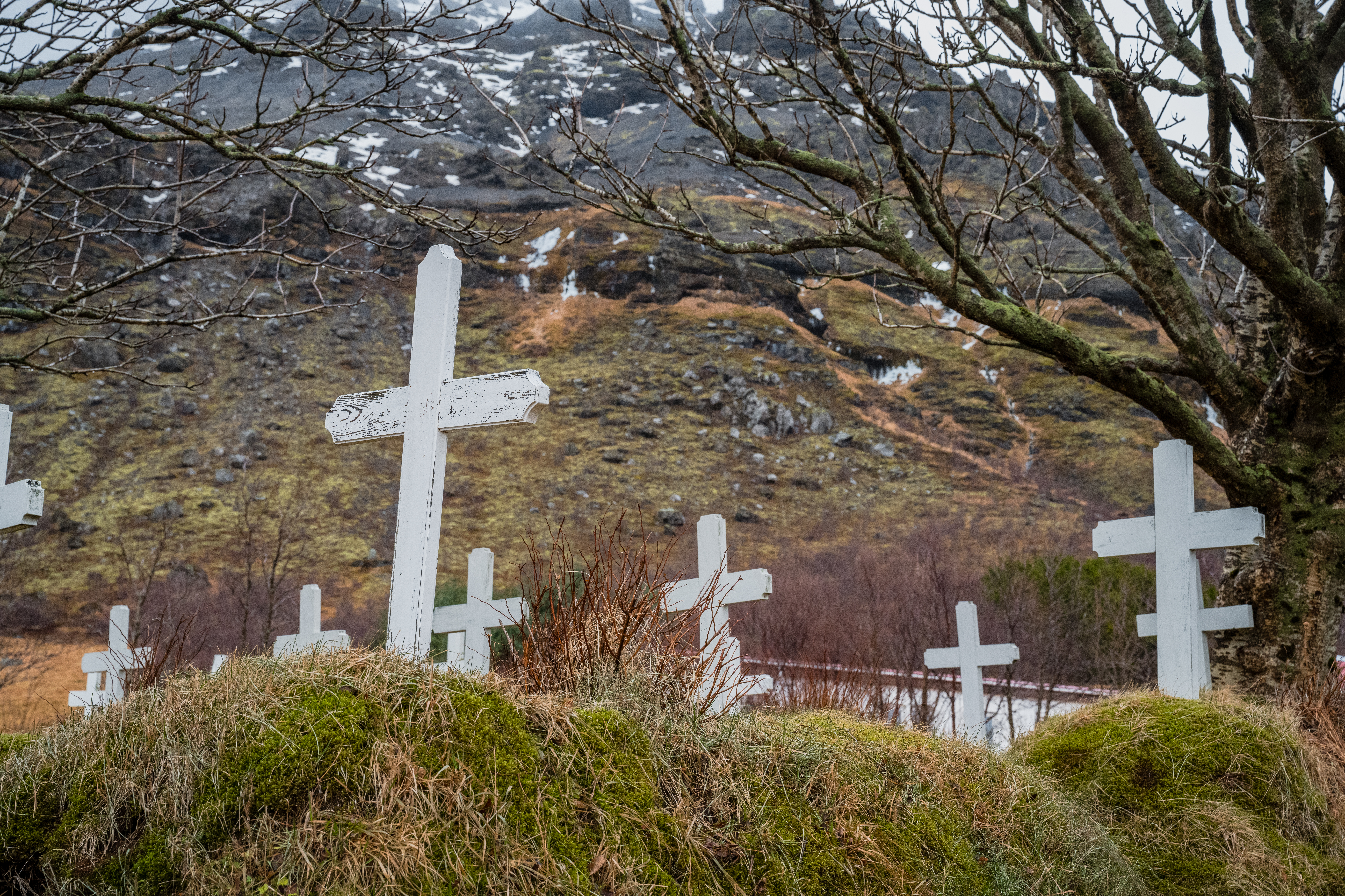 Hofskirkja Graveyard by Paul Kestel