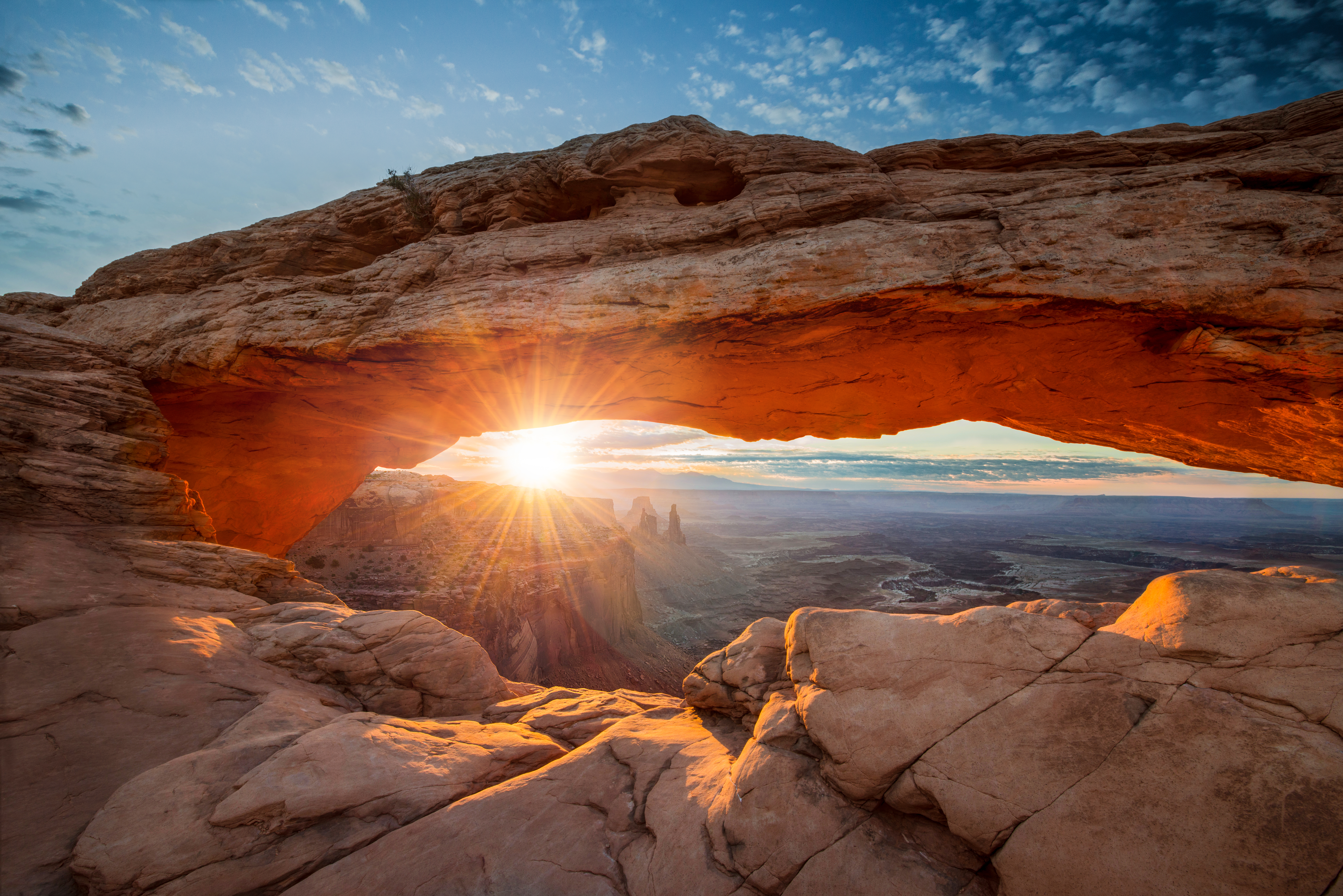 Mesa Arch in Canyonlands National Park by Paul Kestel
