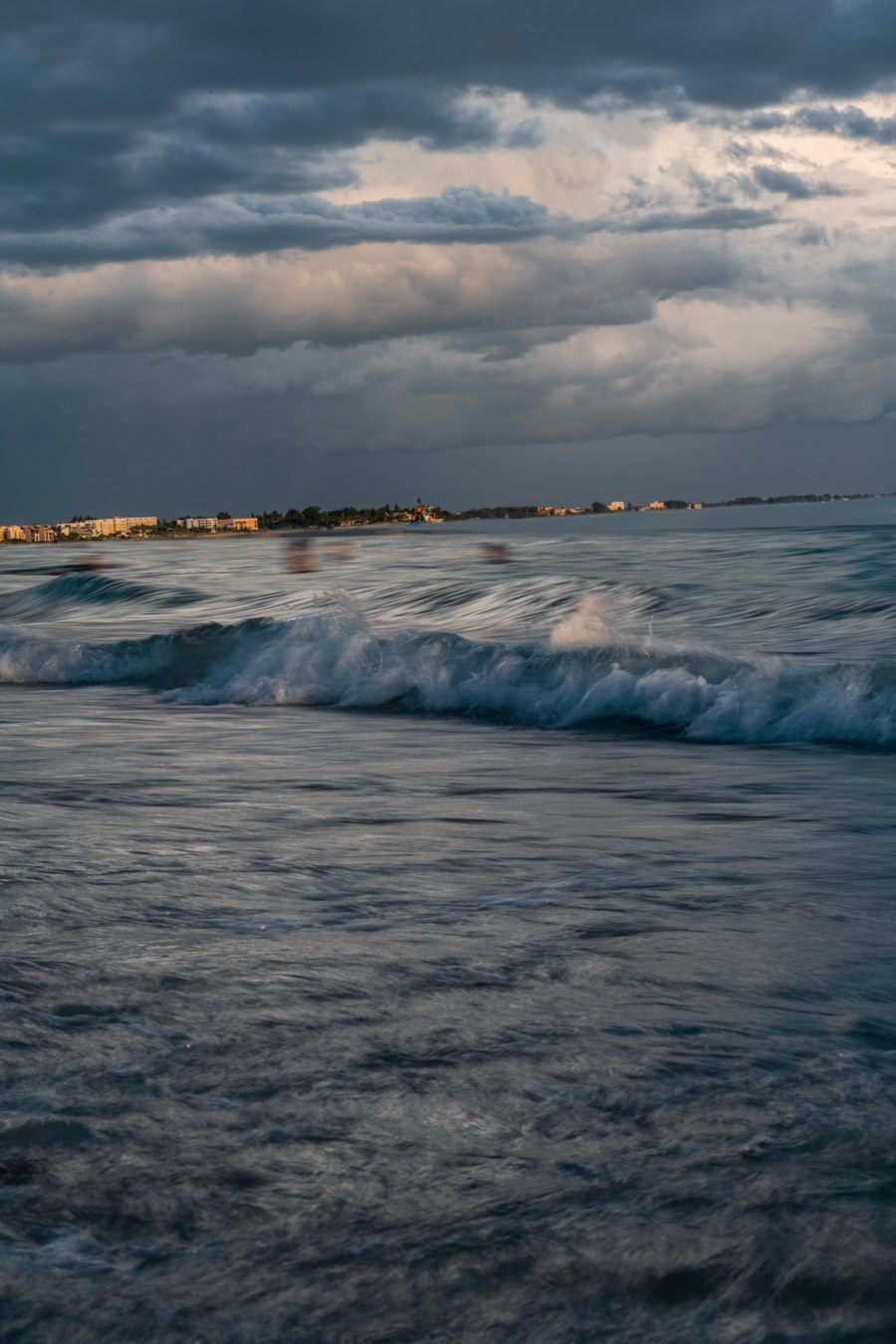Crashing Waves by Paul Kestel